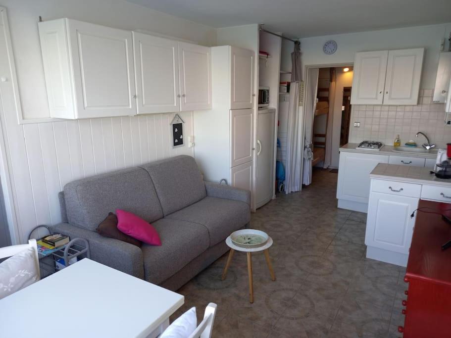 Studio, 4 pers, vue mer, parking, bien équipé Agde Esterno foto
